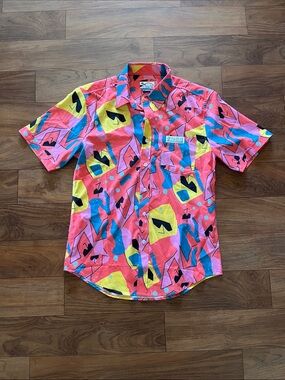 Party Shirt International Men's Short Sleeve Button-Up Shirt